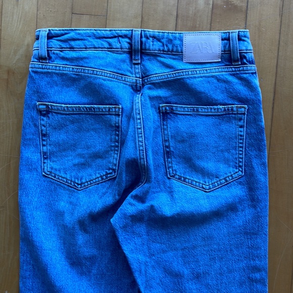 Zara high rise split hem jeans size 2 - Picture 5 of 6